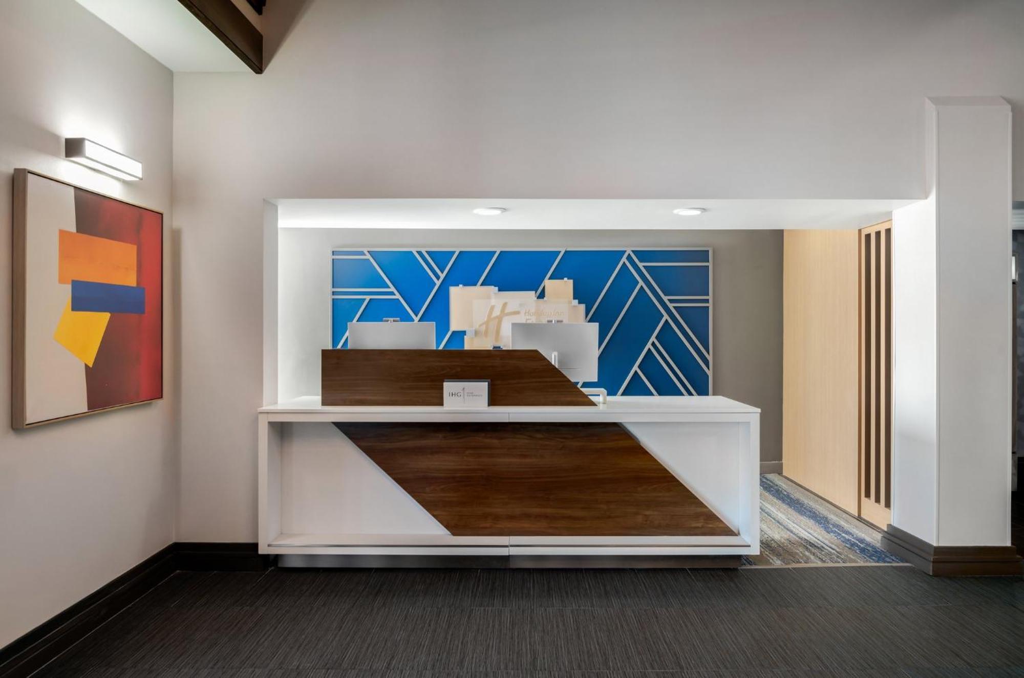Holiday Inn Express Hotel & Suites Bentonville By Ihg Екстериор снимка