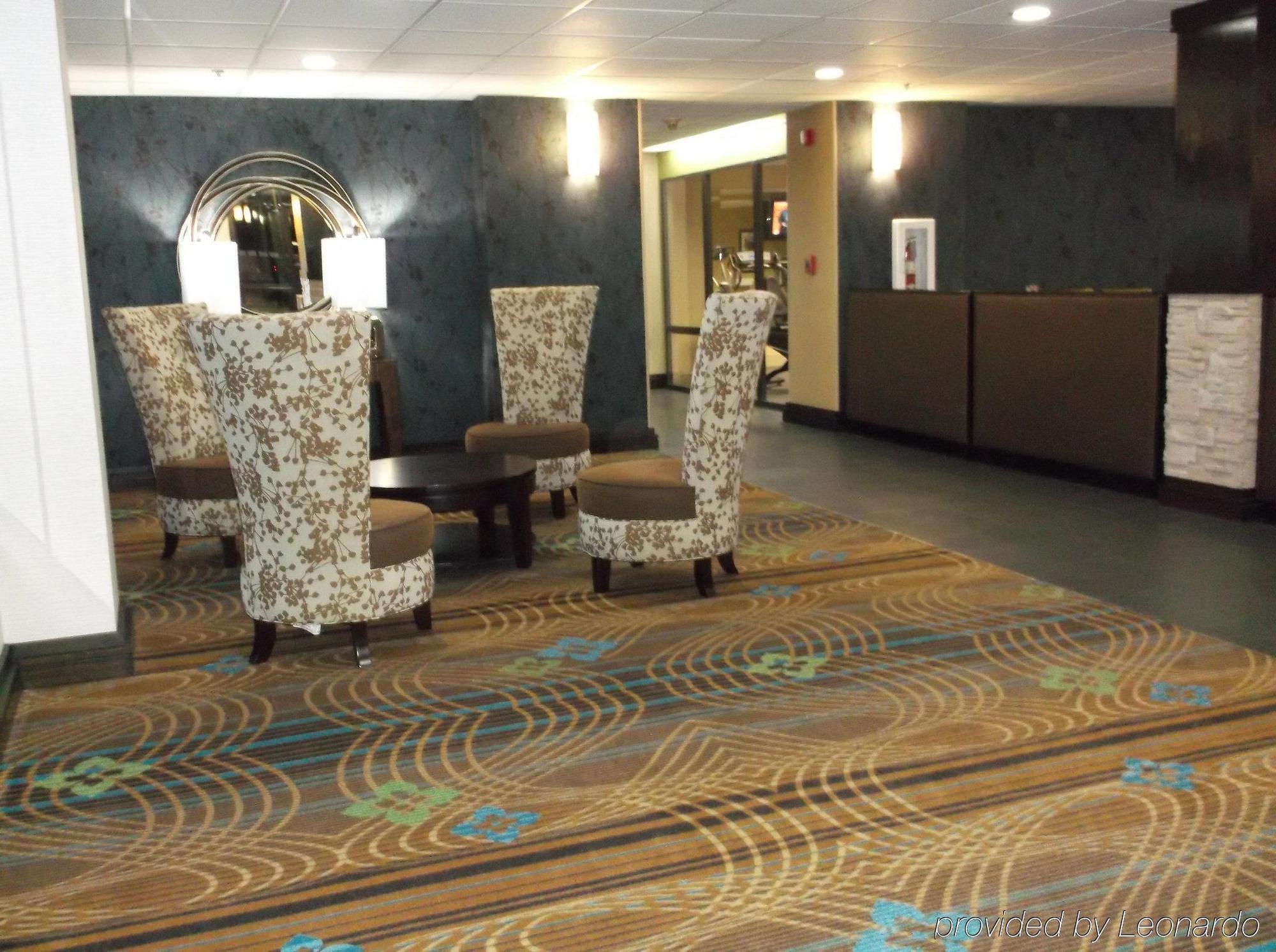 Holiday Inn Express Hotel & Suites Bentonville By Ihg Екстериор снимка