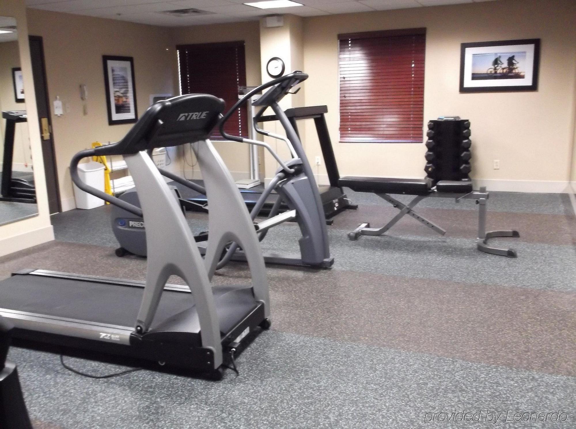 Holiday Inn Express Hotel & Suites Bentonville By Ihg Екстериор снимка